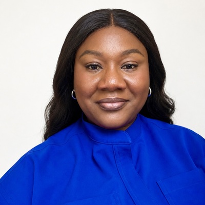 Gbemisola Olarinre, PMHNP 