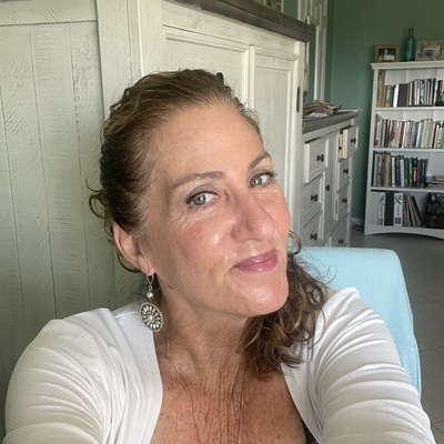 Suzanne Messina, LCMHC 